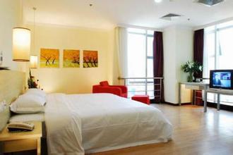 akk�˿˷����ǳ�����Ƶ���������������Ů�����м���������...